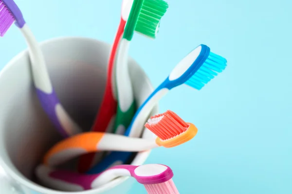 Cepillos de dientes multicolores — Foto de Stock