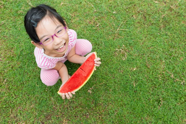 Bambino con anguria — Foto Stock