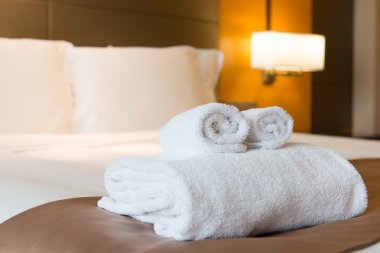 Lüks otel yatak odası