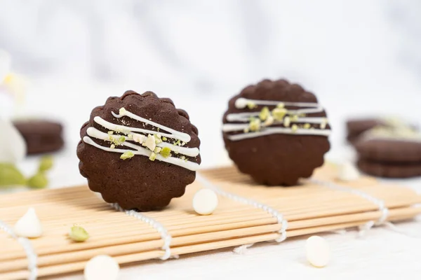 Μπισκότα με κυκλική επικάλυψη σοκολάτας — Φωτογραφία Αρχείου