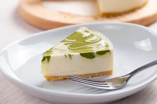 Kibrit yeşil çay peynirli kek. — Stok fotoğraf