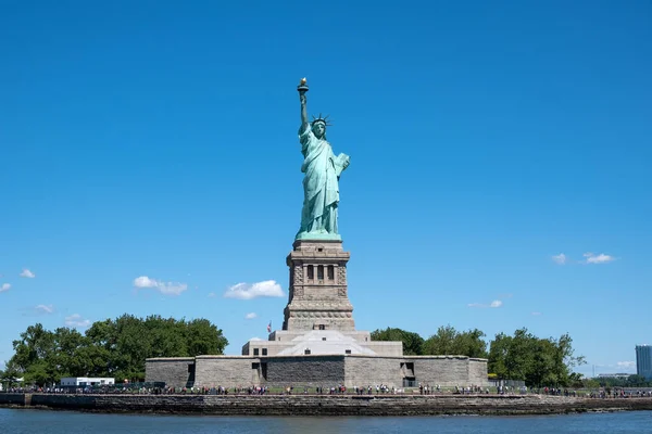 Het Vrijheidsbeeld in New York City — Stockfoto