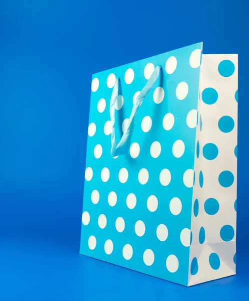 Blue polka dot gift bag — Stock Photo, Image