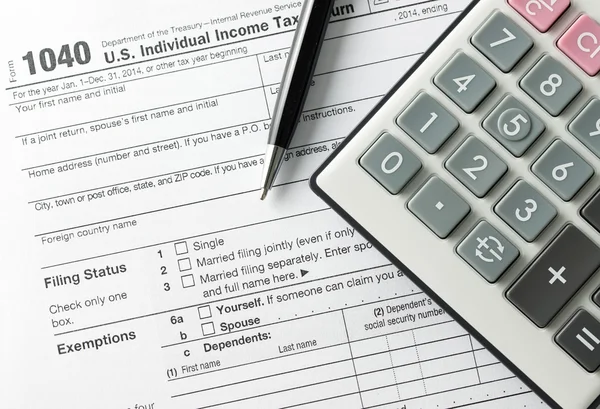 Impôt sur le revenu — Photo