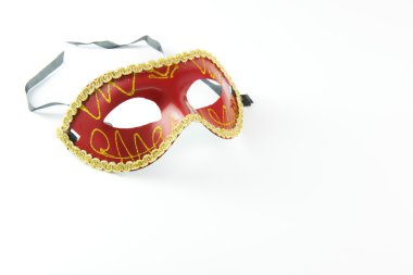 Kırmızı maske maske