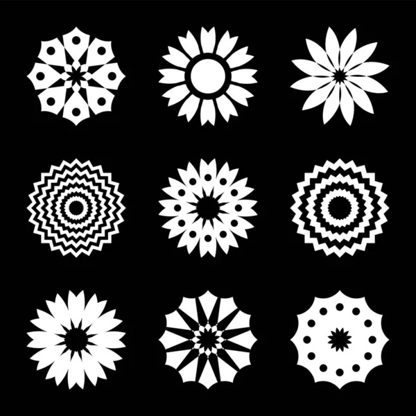 Gestaltungselemente Gesetzt Abstrakte Blumenweiße Symbole Auf Schwarzem Hintergrund Vektorkunst — Stockvektor
