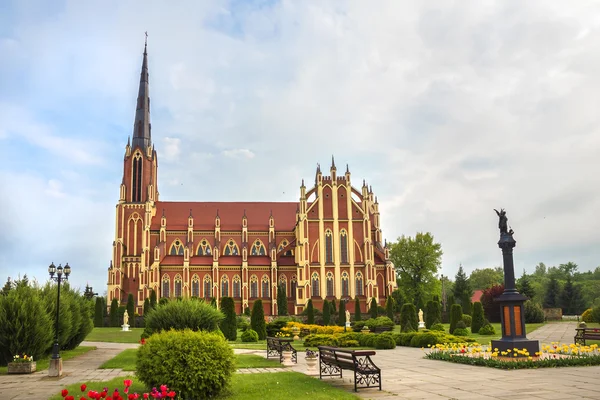 Kościół katolicki w Gervyaty, obwód grodzieński, Białoruś. — Zdjęcie stockowe