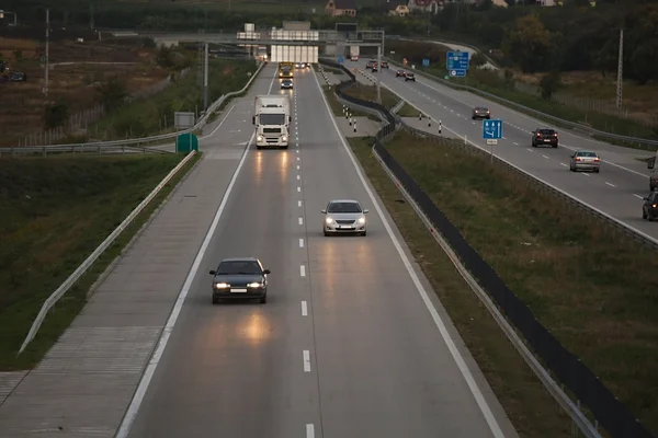 Autopista al atardecer — Foto de Stock