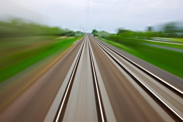 Trilhas ferroviárias borrão — Fotografia de Stock