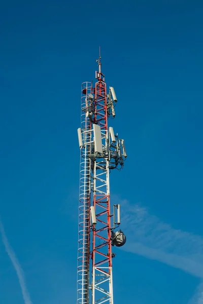 Antena del transmisor torre —  Fotos de Stock