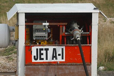 Jet yakıt pompası