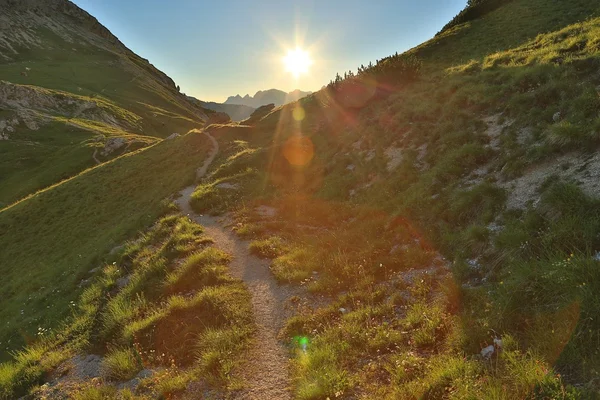 Alpine zonsondergang Falre — Stockfoto