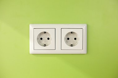 Elektrik Soketi Kapanışı