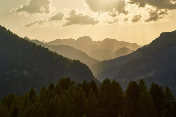 Dolomiter Sommarlandskap — Stockfoto