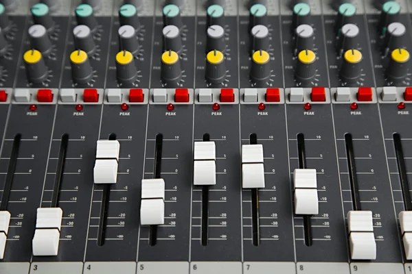 Audio mixer bestuur — Stockfoto