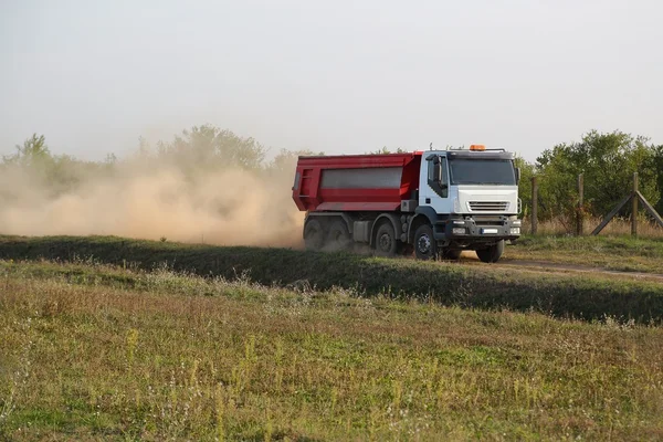 Camion da costruzione stradale — Foto Stock