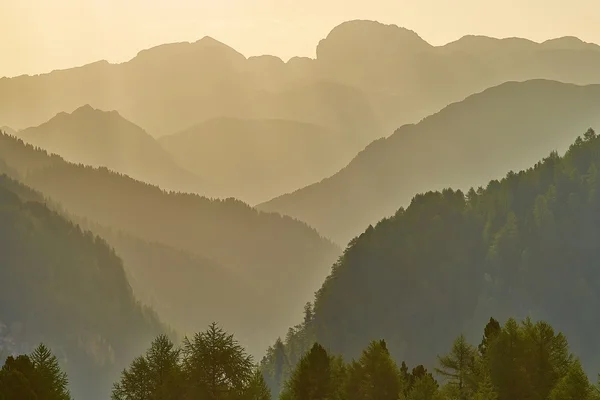 Dolomity Krajobraz letni — Zdjęcie stockowe