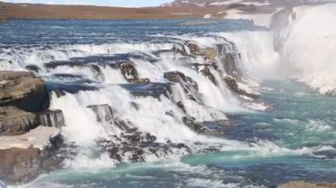 İzlanda 'da Şelale