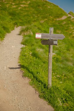 yön işareti hiking