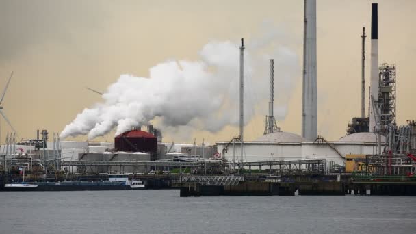 Refinaria e central eléctrica — Vídeo de Stock