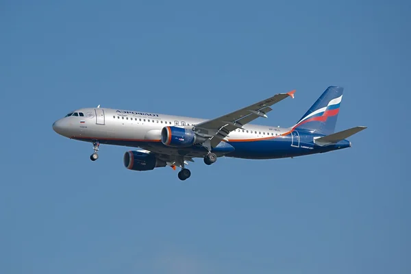 Aeroflot-Flugzeug landet — Stockfoto