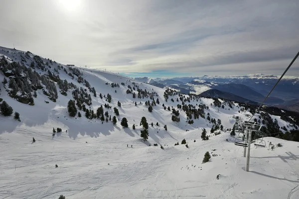 Skihellingen vanaf de top — Stockfoto