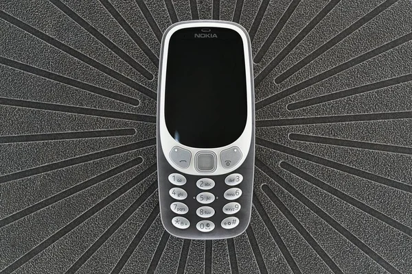 Neuauflage des Nokia 3310 — Stockfoto