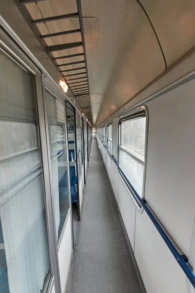 Stare wnętrze pociągu pasażerskiego — Zdjęcie stockowe