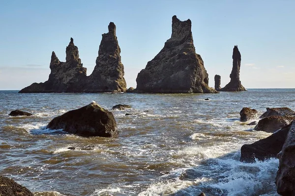 Línea costera islandesa épica — Foto de Stock