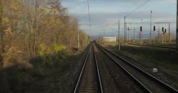 Voyage ferroviaire vue arrière — Video