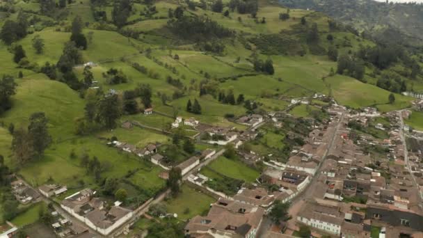 Bergsbyn EL Cocuy i Colombia — Stockvideo