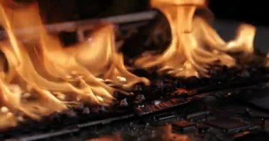 Dizüstü bilgisayar elektroniği kapatılıyor