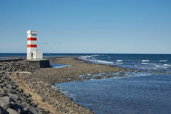 Oude witte vuurtoren — Stockfoto