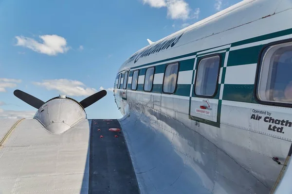 DC-3 asa da aeronave e detalhe fuselagem — Fotografia de Stock