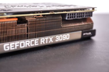 EVGA Geforce RTX 3090 Nvidia GPU görüntüleme