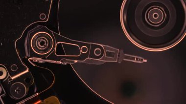 Disk disk üzerine yazı verilerini taşır