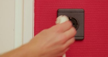 Elektrik Soket Eklentisi Uygulamaya Eklenir