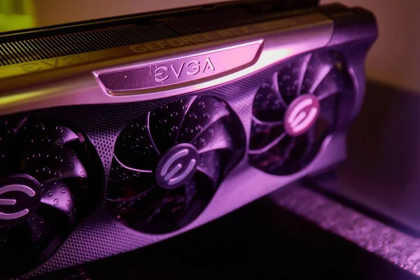 Geforce RTX 3090 Nvidia GPU图形卡在游戏计算机配置中 — 图库照片