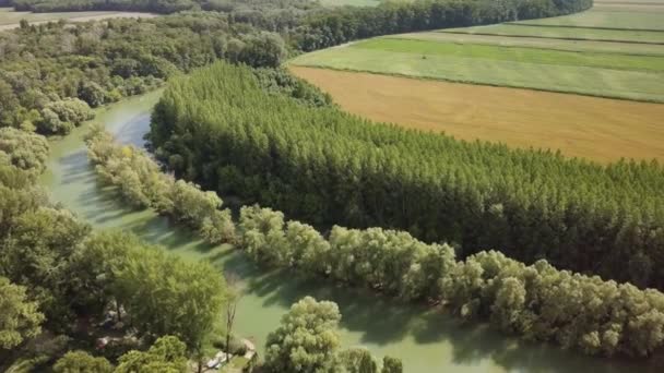 Río Danubio vista — Vídeo de stock