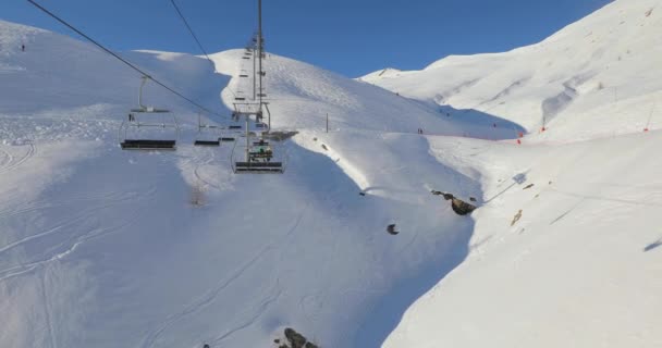 Ski lift ascend — Stock Video