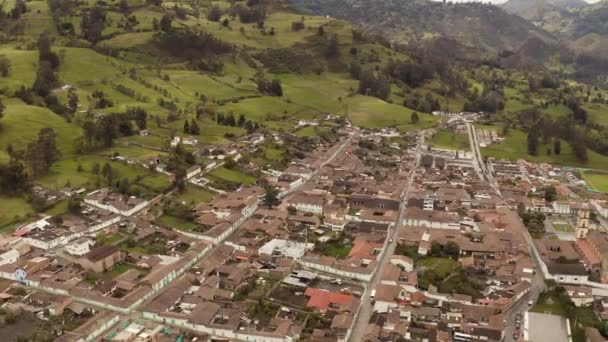 Village de montagne EL Cocuy en Colombie — Video