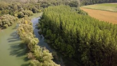 Tuna Nehri manzarası