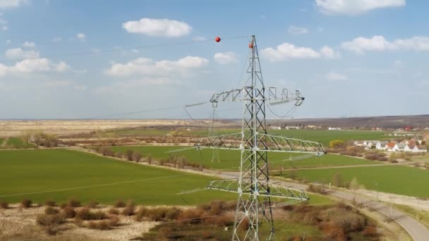 Linhas eléctricas a partir de drone — Vídeo de Stock