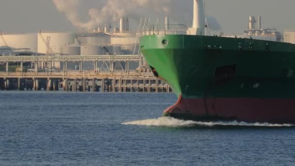 Cargo ship bulbous bow — Stock Video