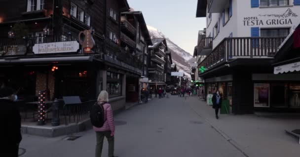 Zermatt sokakları, İsviçre — Stok video