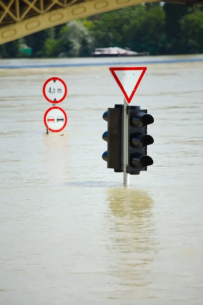 Flooded street — Stock Photo, Image