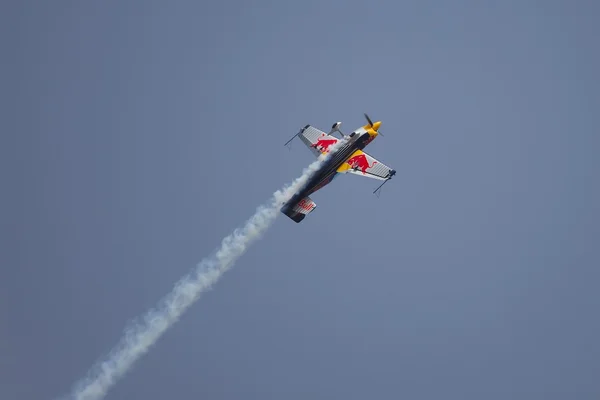 Aerobatics show on May 1 celebration — Stock Photo, Image