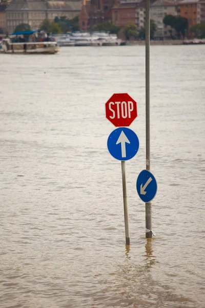 Flooded street — Stock Photo, Image