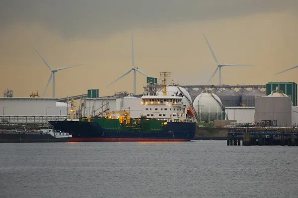 Industriehafen — Stockfoto