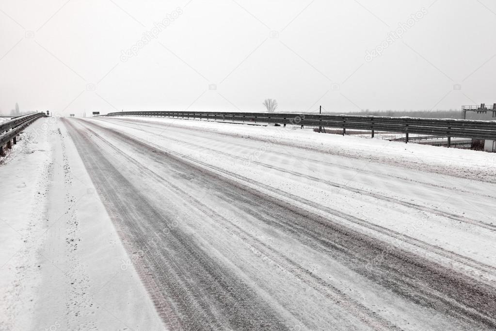Snowy Highway Detail